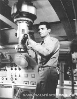 David Hedison in Voyage to the Bottom of the Sea
