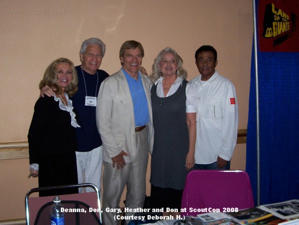 Land of the Giants Cast at ScoutCon 2008