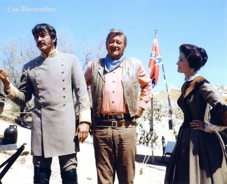 Rock Hudson, John Wayne and Lee Meriwether in The Undefeated