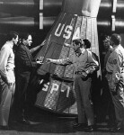 Richard and crew in "The Indestructible Man"
