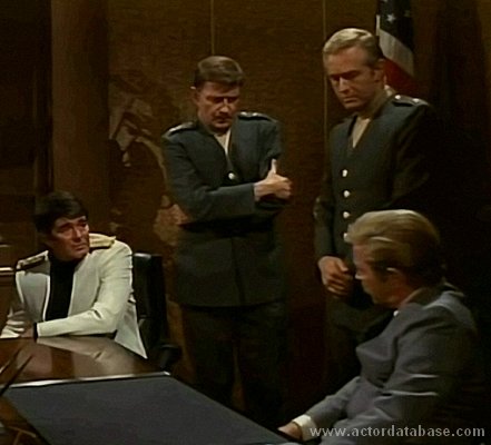 Robert Dowdell with Stuart Whitman, Tom Drake and Richard Basehart in City Beneath the Sea