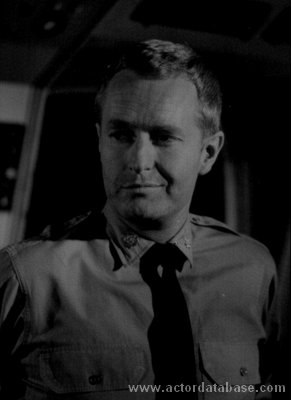Robert Dowdell in Voyage to the Bottom of the Sea