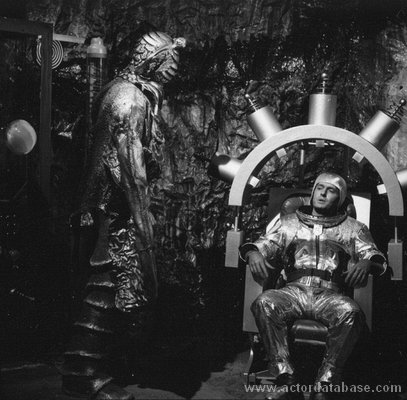 Bob Dowdell in Voyage to the Bottom of the Sea "Journey with Fear" 